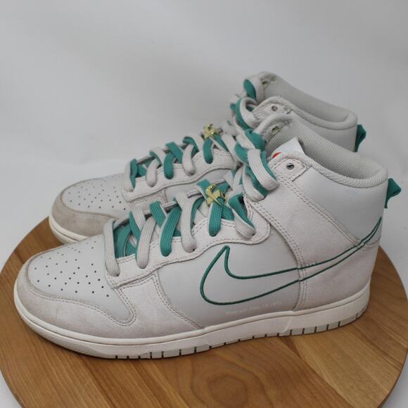 Nike Shoes Mens 9.5 Dunk High SE First Use White Green DH0960-001 Streetwear main image 9